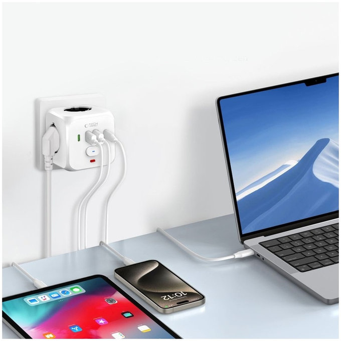 Ładowarka sieciowa PCL3X4 Power Socket 2 USB & 2 USB-C & 3 Socket, biała, Tech-Protect