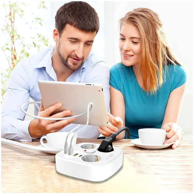 Ładowarka sieciowa PCS3X4 Power Strip 2 USB & 2 USB-C & 3 Socket 200cm, biała, Tech-Protect